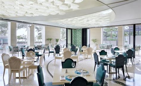 giardino restaurant al jaddaf